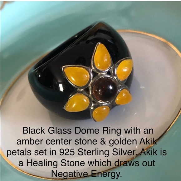 Vintage Jewelry - Vintage 925 Black Glass Dome Ring